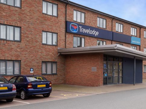 Travelodge Leeds Colton